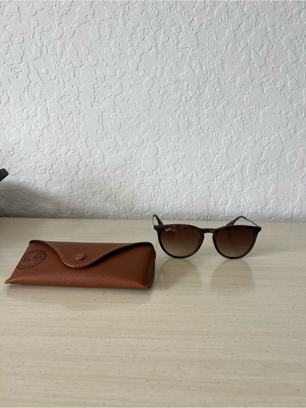 Women’s Erika Classic Sunglasses